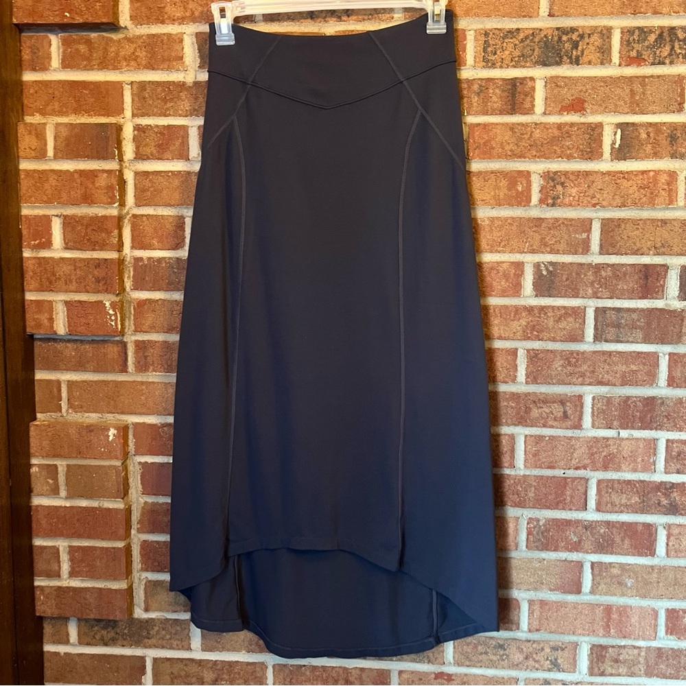 Athleta Women S High Low Maxi Skirt Charcoal Gray Pocket Zipper Stretch Flowy